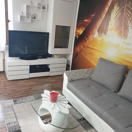 Apartment Sara Koper Bagian luar foto